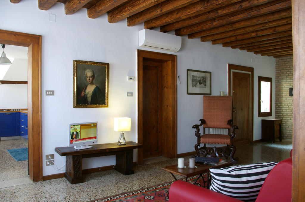 Appartamenti San Luca Βενετία Δωμάτιο φωτογραφία